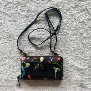 😎 2/$20 Floral Crossbody Bag